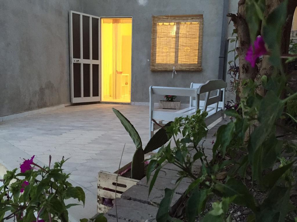 Noto Holiday Exteriör bild